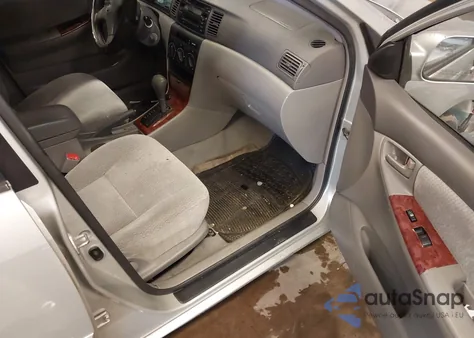 2004 Toyota Corolla Le из США, поврежденный, VIN 2T1BR32E34C221449